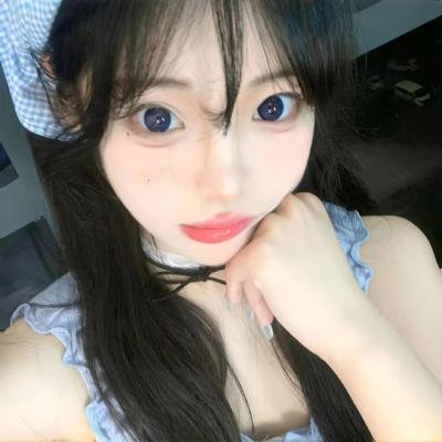 关于莉莉周的一切