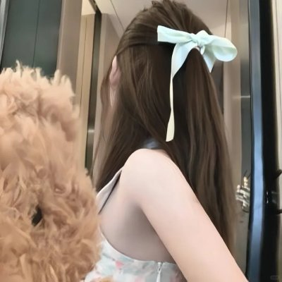 蓝天花朵